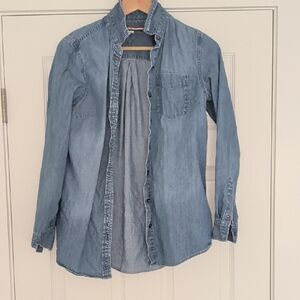 Tommy Hilfiger Light Blue Denim Button-Down Shirt